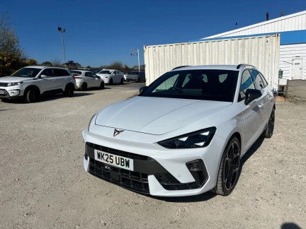 Vehicle Thumbnail 33