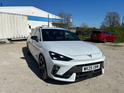 Vehicle Thumbnail 34