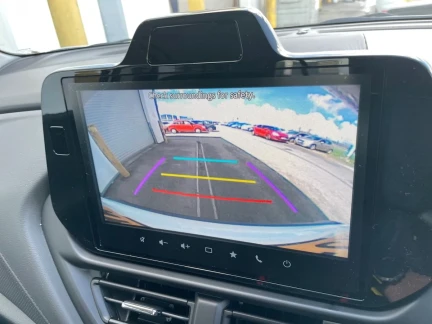 Vehicle Thumbnail 16