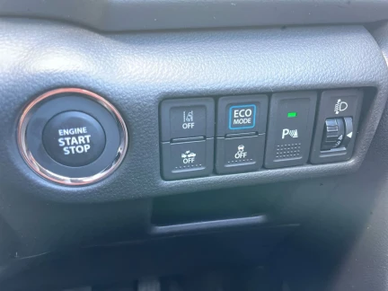 Vehicle Thumbnail 23