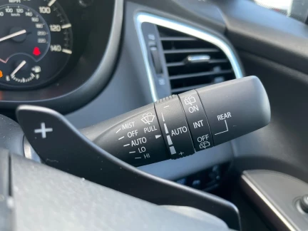 Vehicle Thumbnail 26