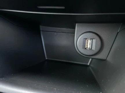 Vehicle Thumbnail 29