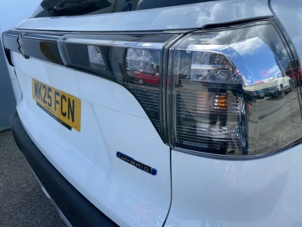 Vehicle Thumbnail 38