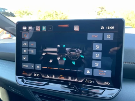 Vehicle Thumbnail 12