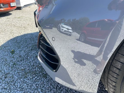 Vehicle Thumbnail 23