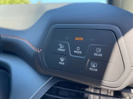 Vehicle Thumbnail 25