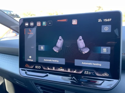 Vehicle Thumbnail 26