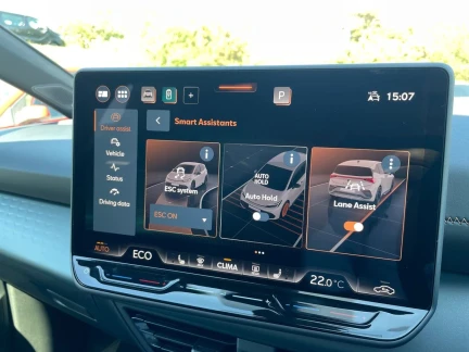 Vehicle Thumbnail 30