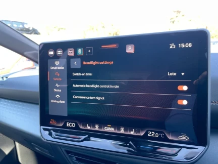 Vehicle Thumbnail 35