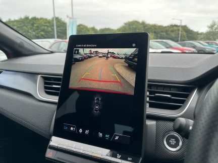 Vehicle Thumbnail 16