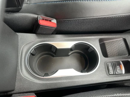 Vehicle Thumbnail 28