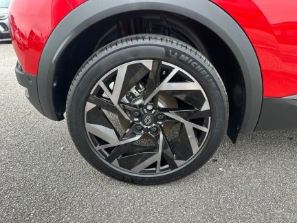 Vehicle Thumbnail 34