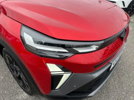 Vehicle Thumbnail 36