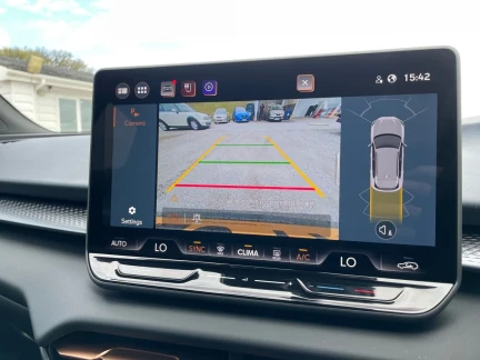 Vehicle Thumbnail 16