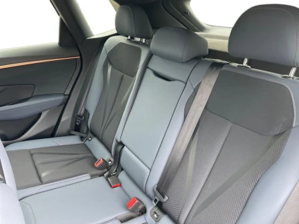 Vehicle Thumbnail 19