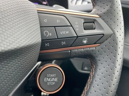 Vehicle Thumbnail 21