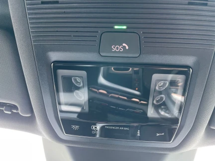 Vehicle Thumbnail 26