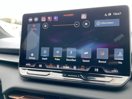 Vehicle Thumbnail 34