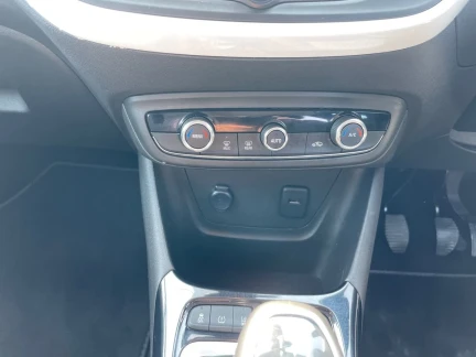 Vehicle Thumbnail 12