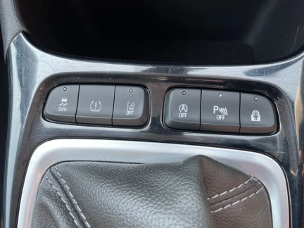 Vehicle Thumbnail 22