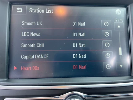 Vehicle Thumbnail 25