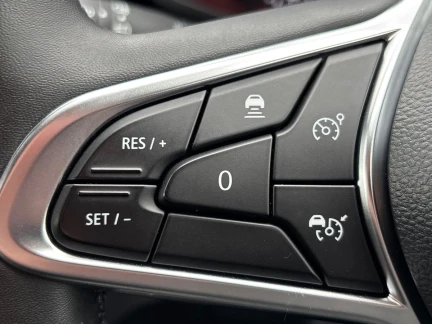 Vehicle Thumbnail 18