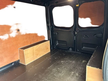 Vehicle Thumbnail 19