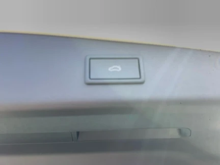 Vehicle Thumbnail 23