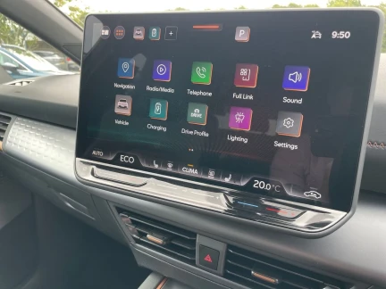 Vehicle Thumbnail 14