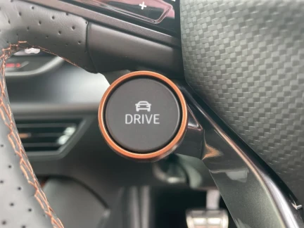 Vehicle Thumbnail 22