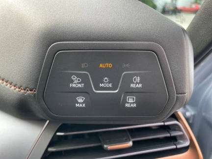 Vehicle Thumbnail 39