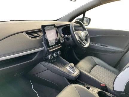 Vehicle Thumbnail 11