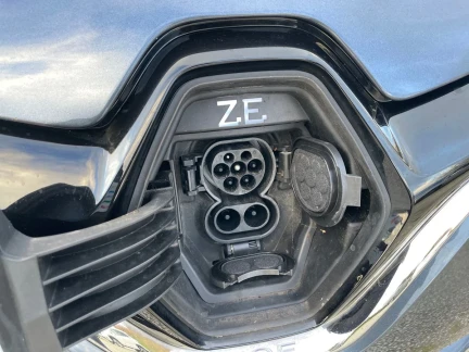 Vehicle Thumbnail 30