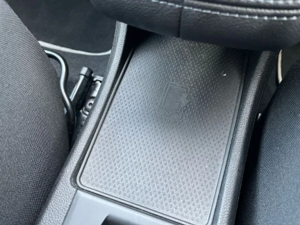 Vehicle Thumbnail 35