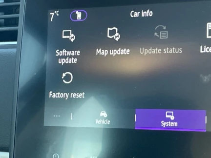 Vehicle Thumbnail 34