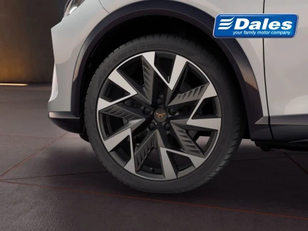 Vehicle Thumbnail 15