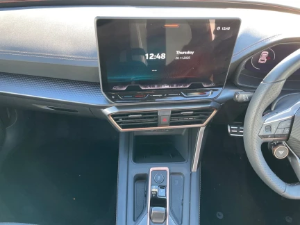 Vehicle Thumbnail 11