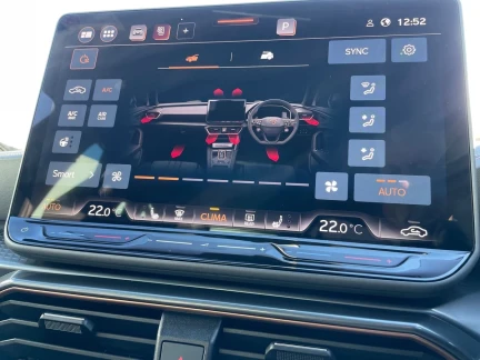 Vehicle Thumbnail 12