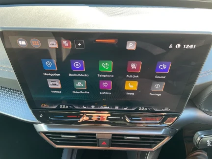 Vehicle Thumbnail 14