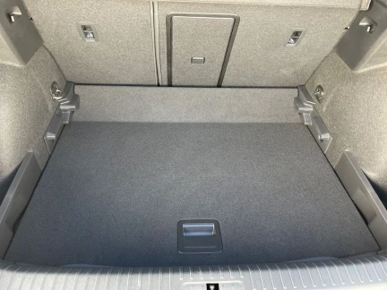 Vehicle Thumbnail 19