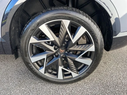 Vehicle Thumbnail 21