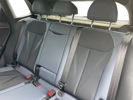 Vehicle Thumbnail 19