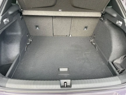 Vehicle Thumbnail 20