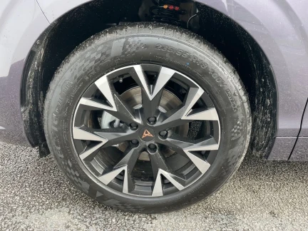 Vehicle Thumbnail 28