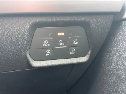 Vehicle Thumbnail 23