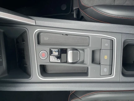 Vehicle Thumbnail 37
