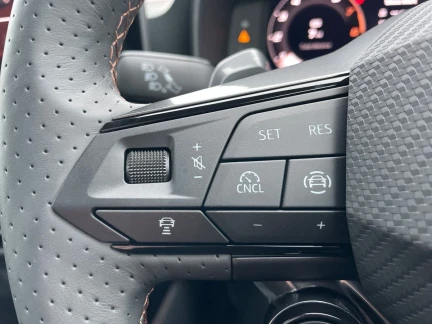 Vehicle Thumbnail 19