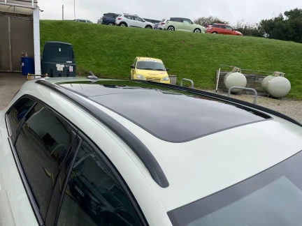 Vehicle Thumbnail 26