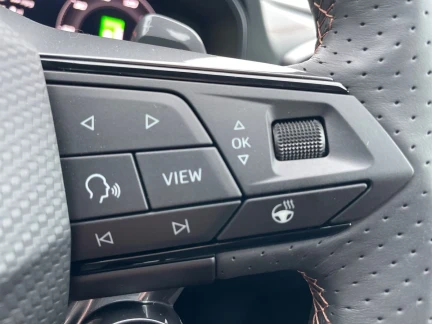 Vehicle Thumbnail 29