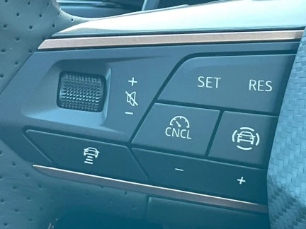 Vehicle Thumbnail 19